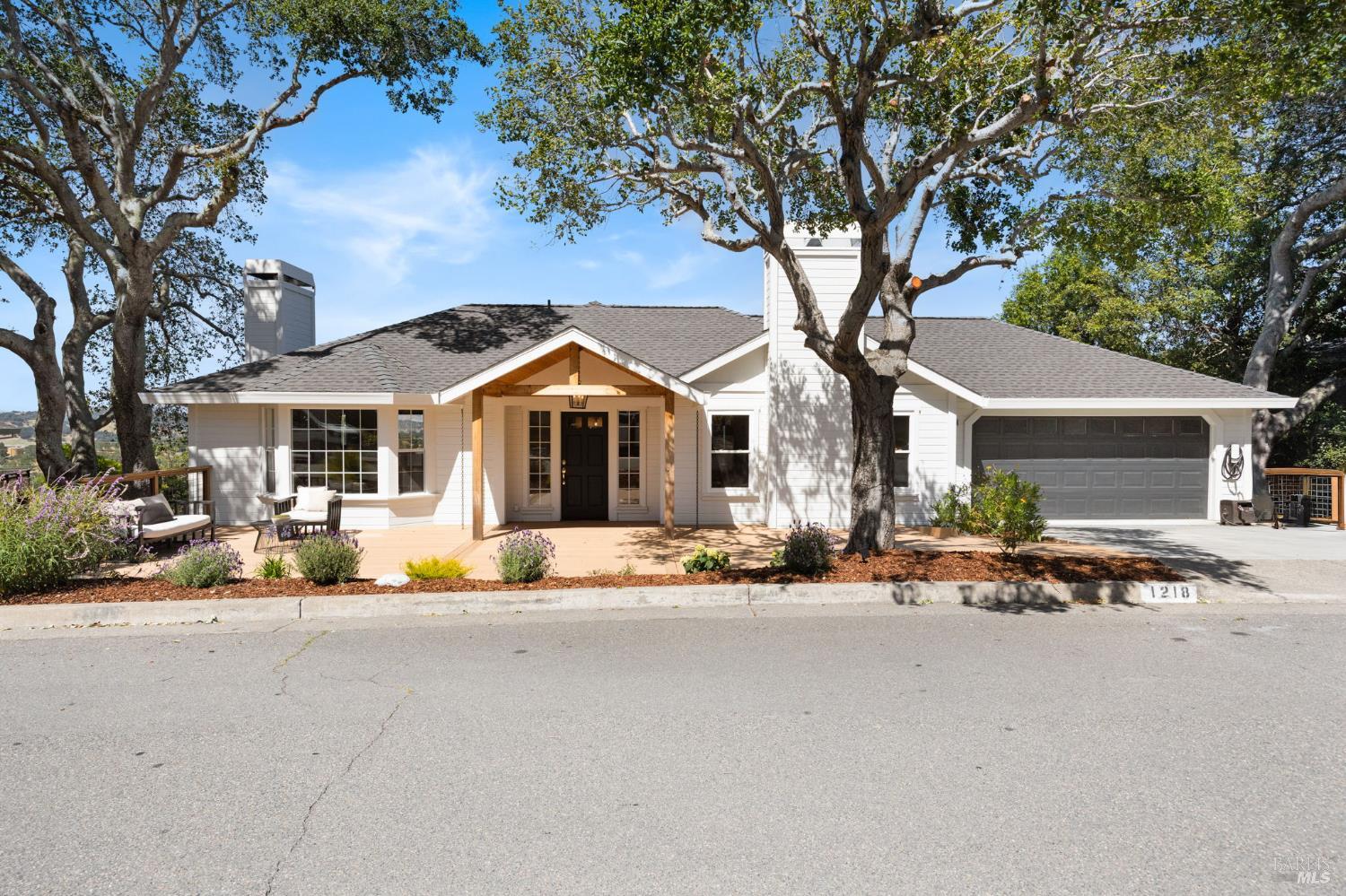1218 Highland Drive — photo