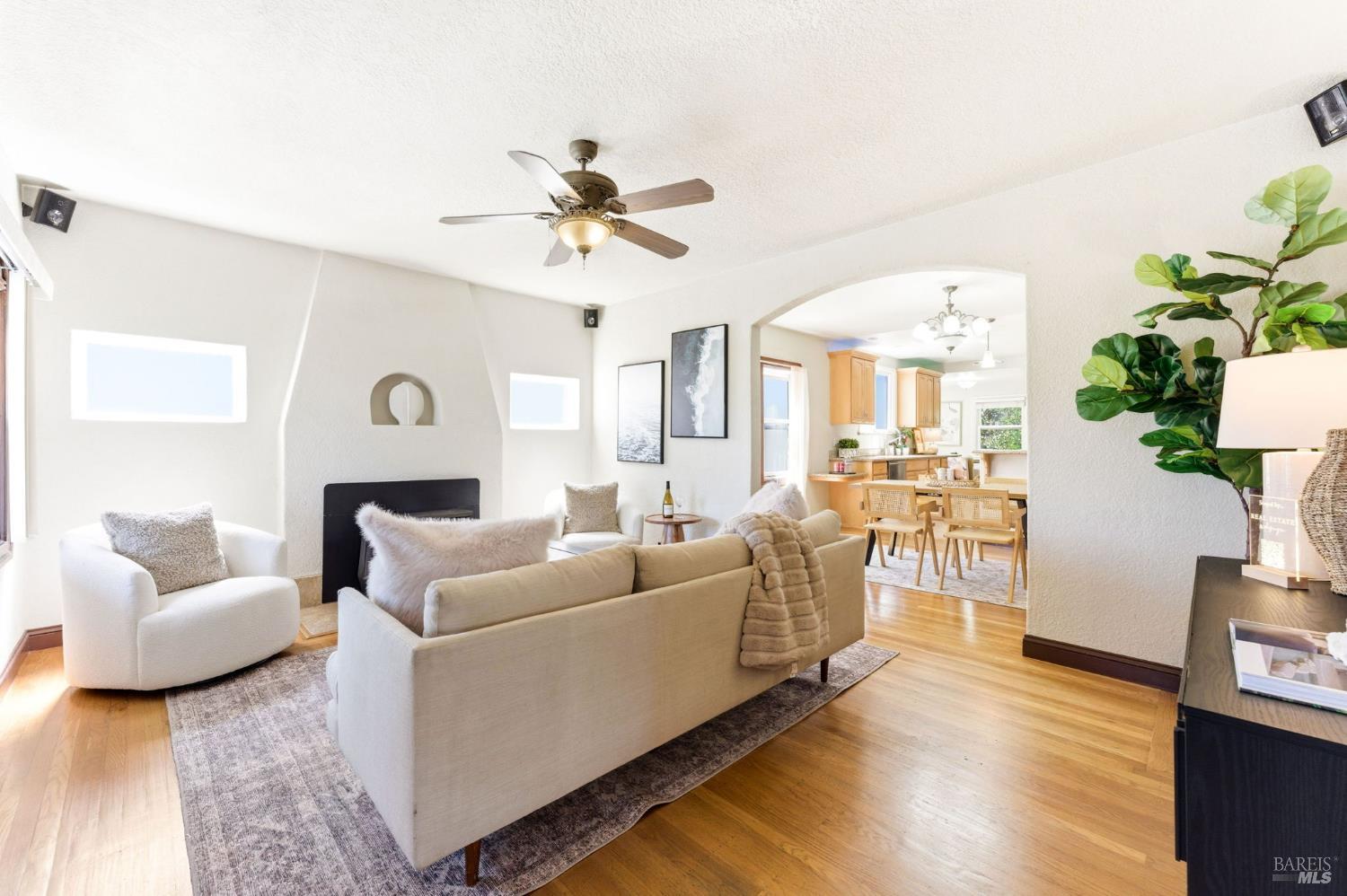 729 First Street, Rodeo, CA 94572
