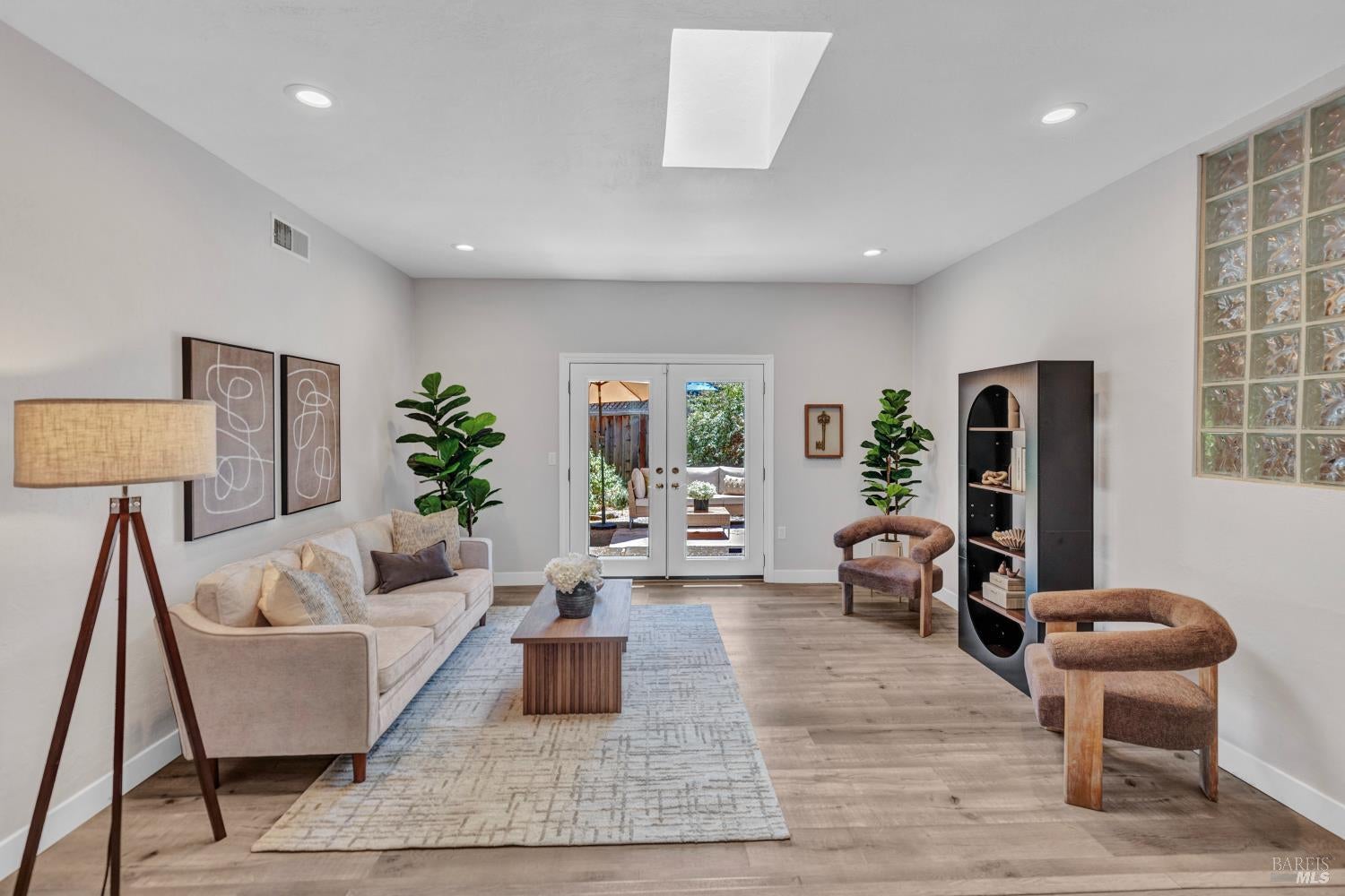 1740 Fisher Drive — photo