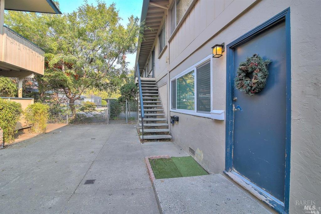 22 Fairfax Street B — photo