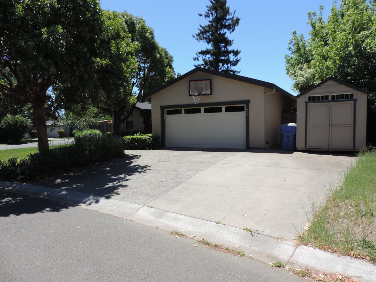 1027 Vassar Drive — photo