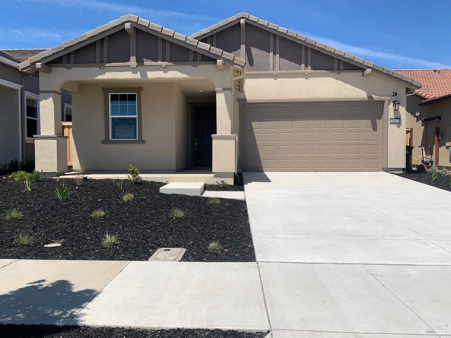2407 Reunion Lane — photo