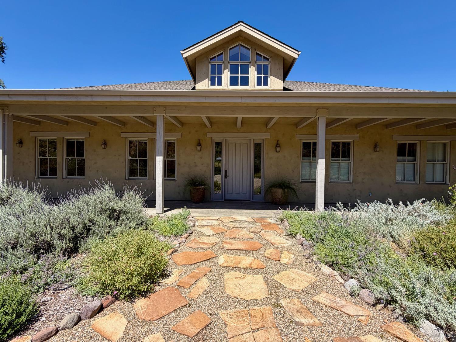 Home in Calistoga, CA 94515 — photo 2