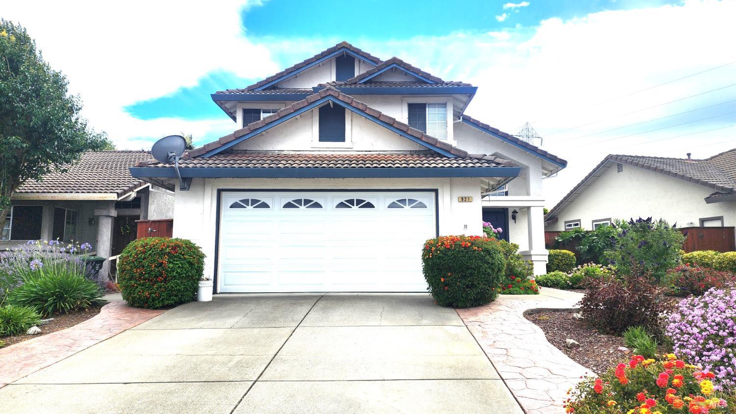921 Marietta Court — photo