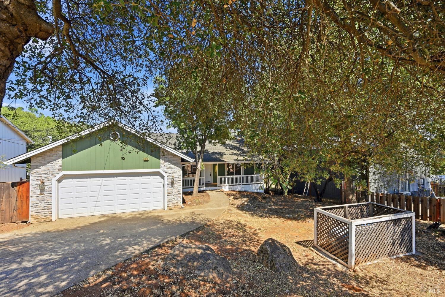 18120 N Shore Drive — photo