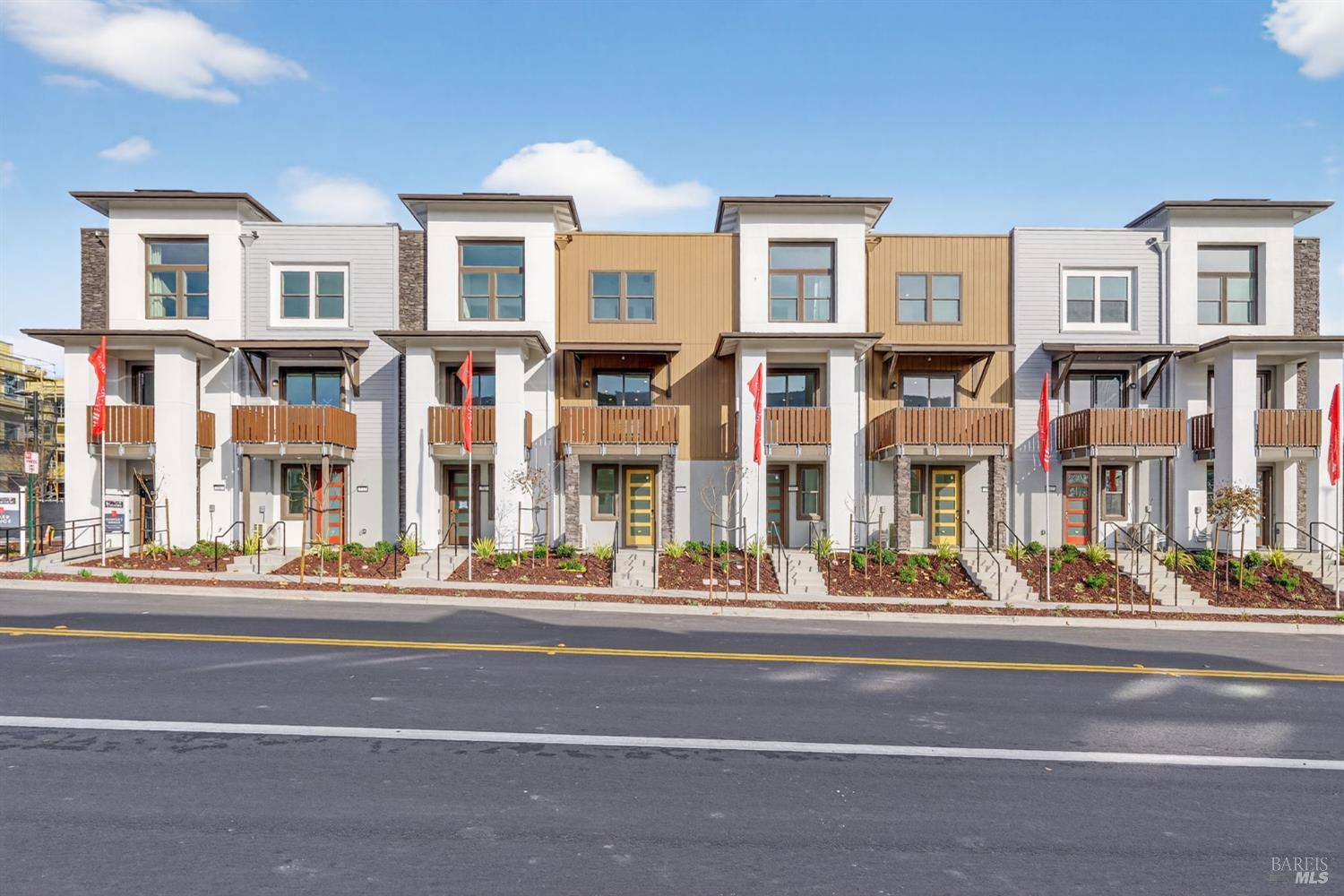 2815 Triad Place — photo