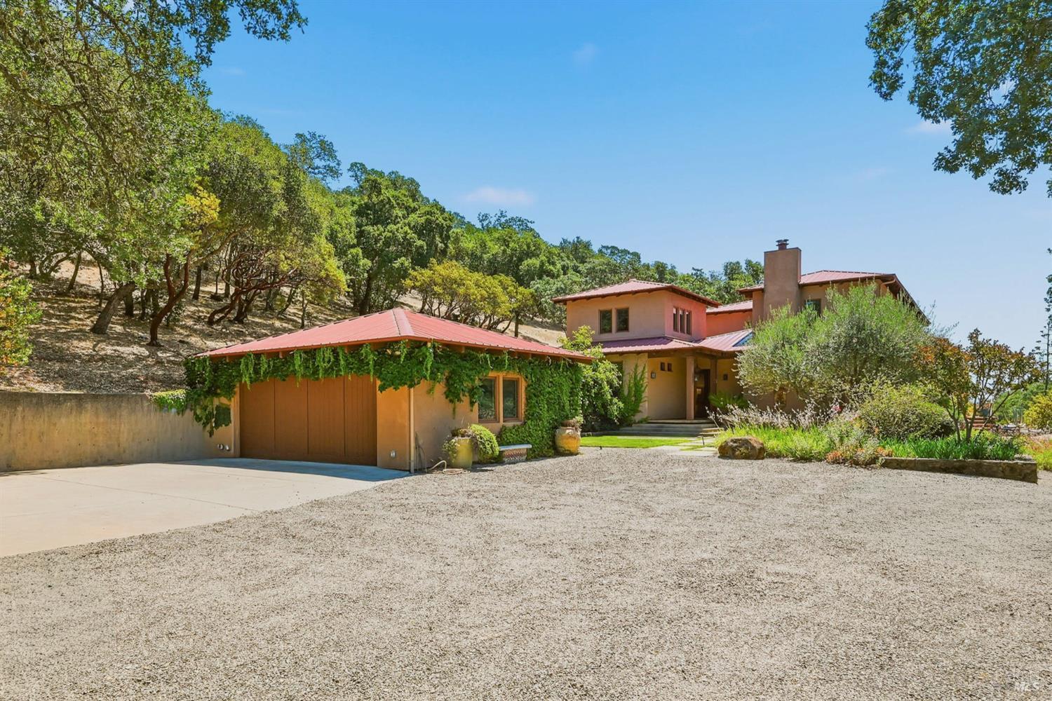 2491 Spring Mountain Road — photo