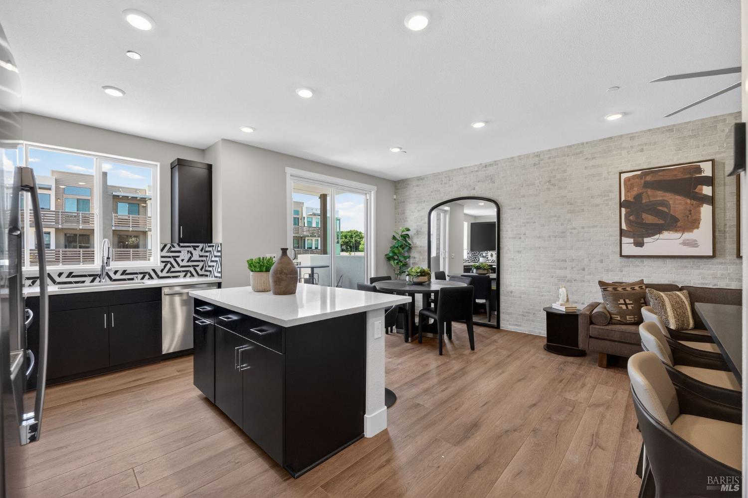 1202 Pegasus Common — photo