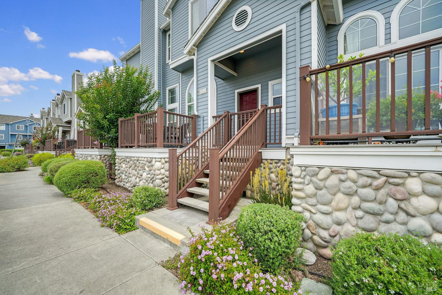 450 E E Street, Benicia, CA 94510 — photo 3