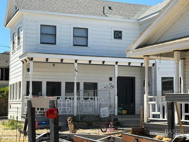213 S 2nd Street — photo