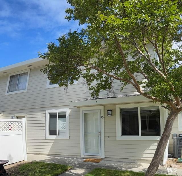 70 Los Padres Circle — photo