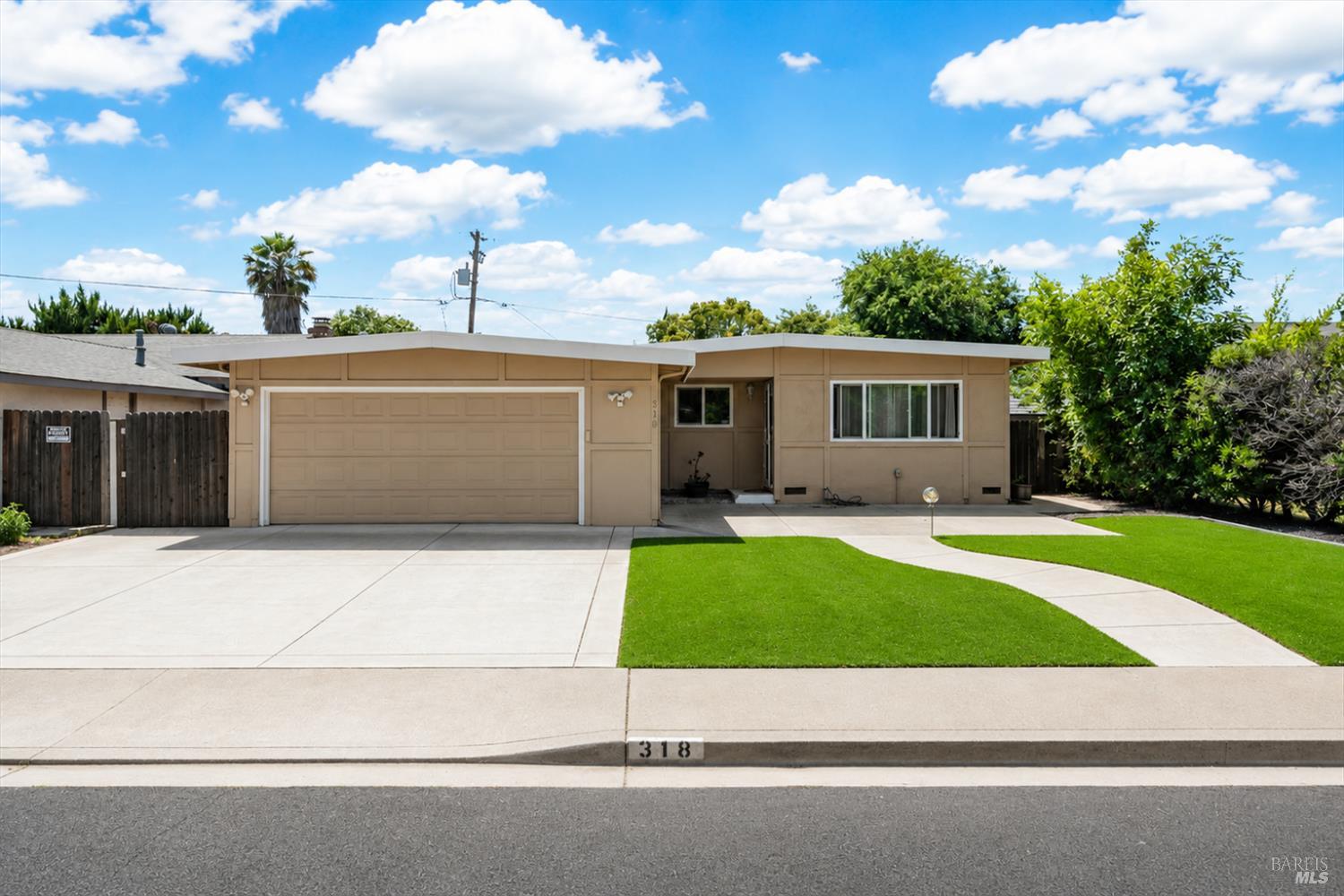 318 Havasu Drive — photo