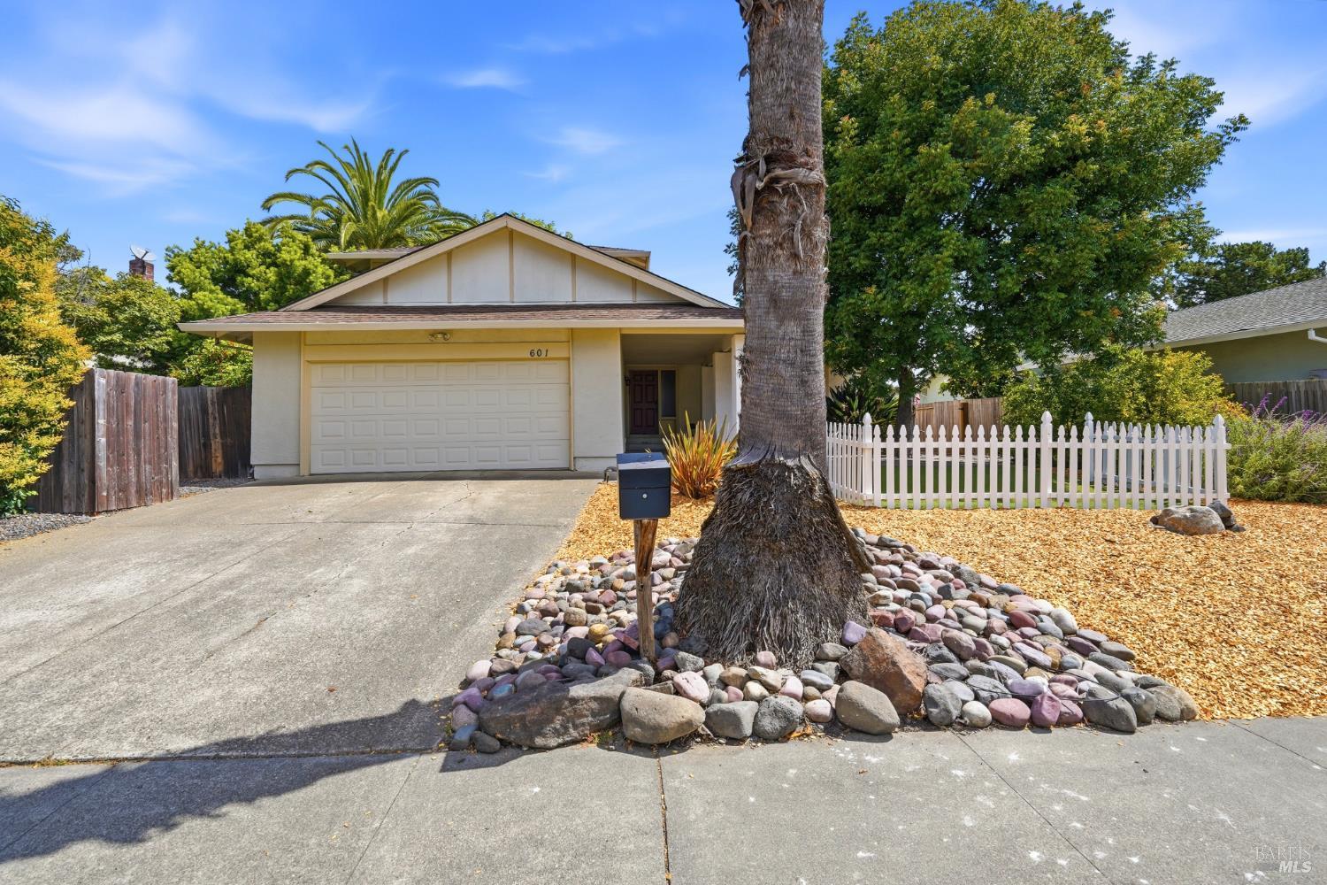 601 Appaloosa Drive — photo