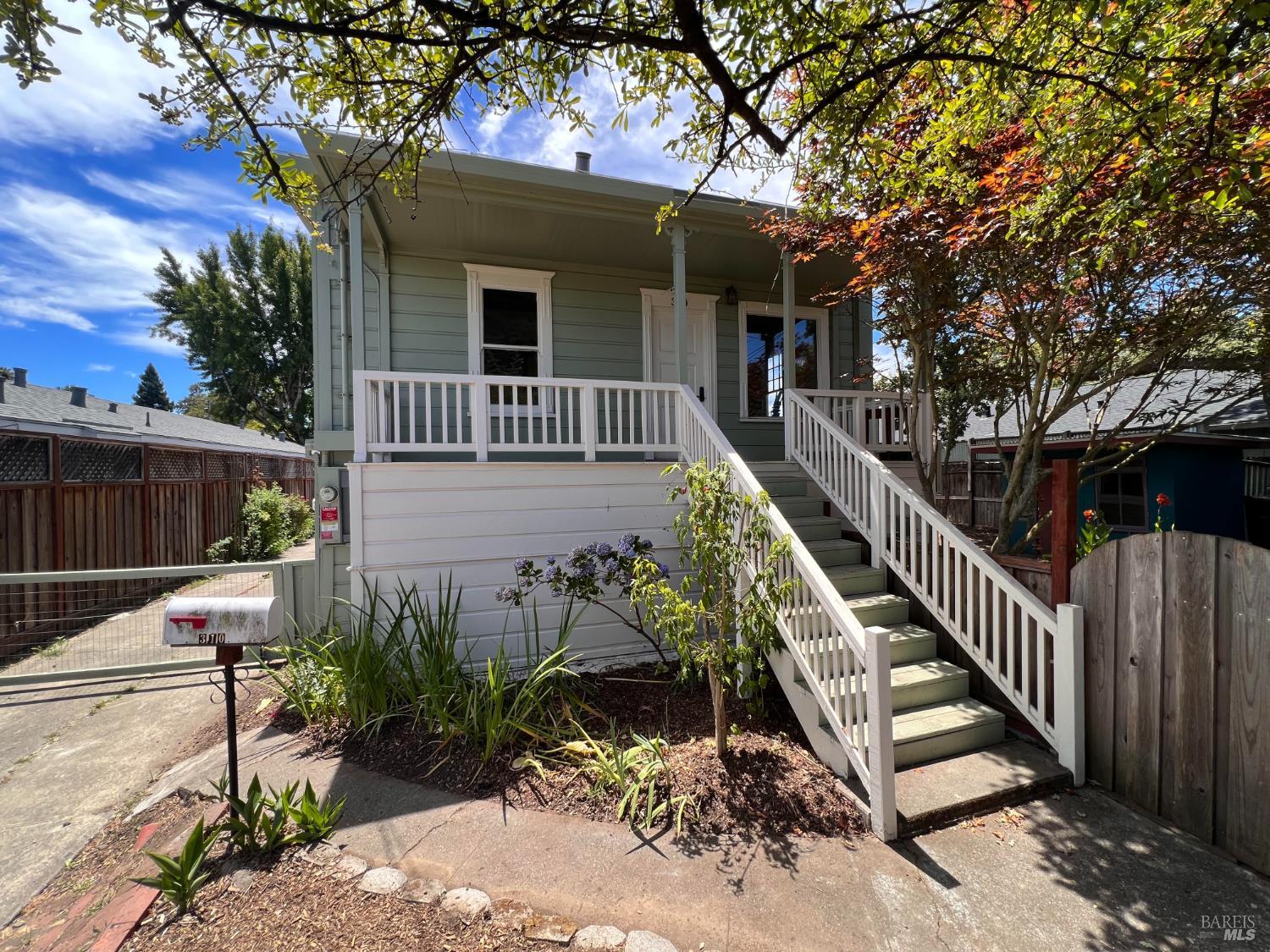 310 Boyce Street — photo