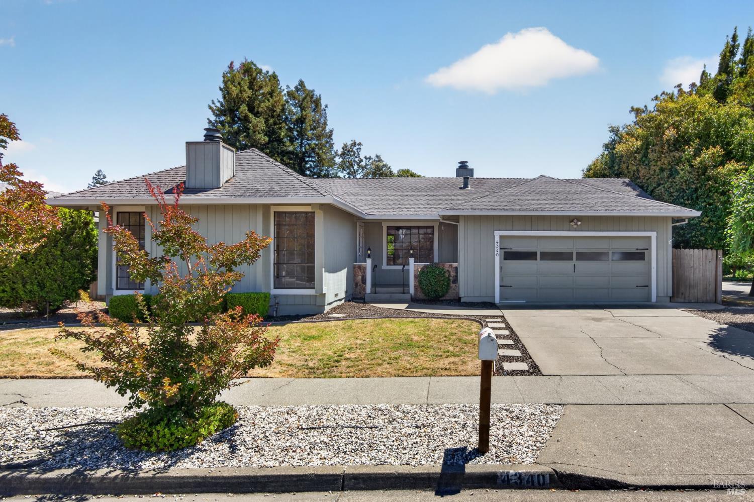 4340 Cox Drive — photo