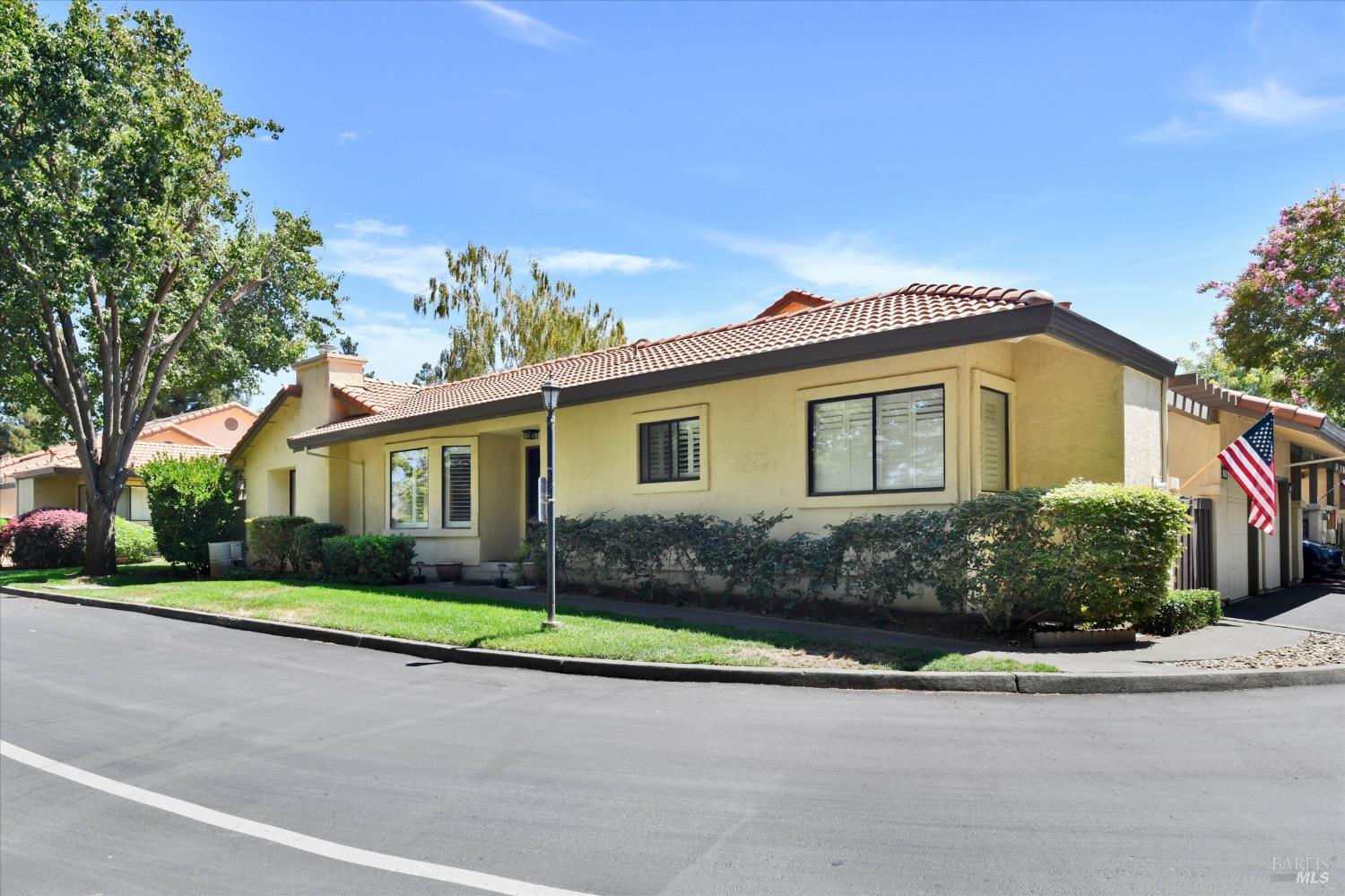 29 Fountain Grove Circle — photo