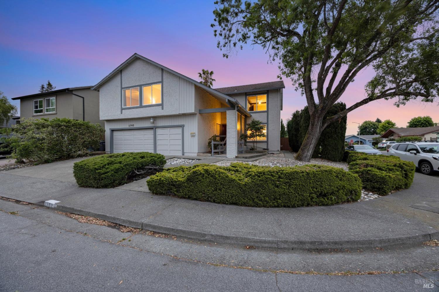 1702 Capistrano Drive — photo