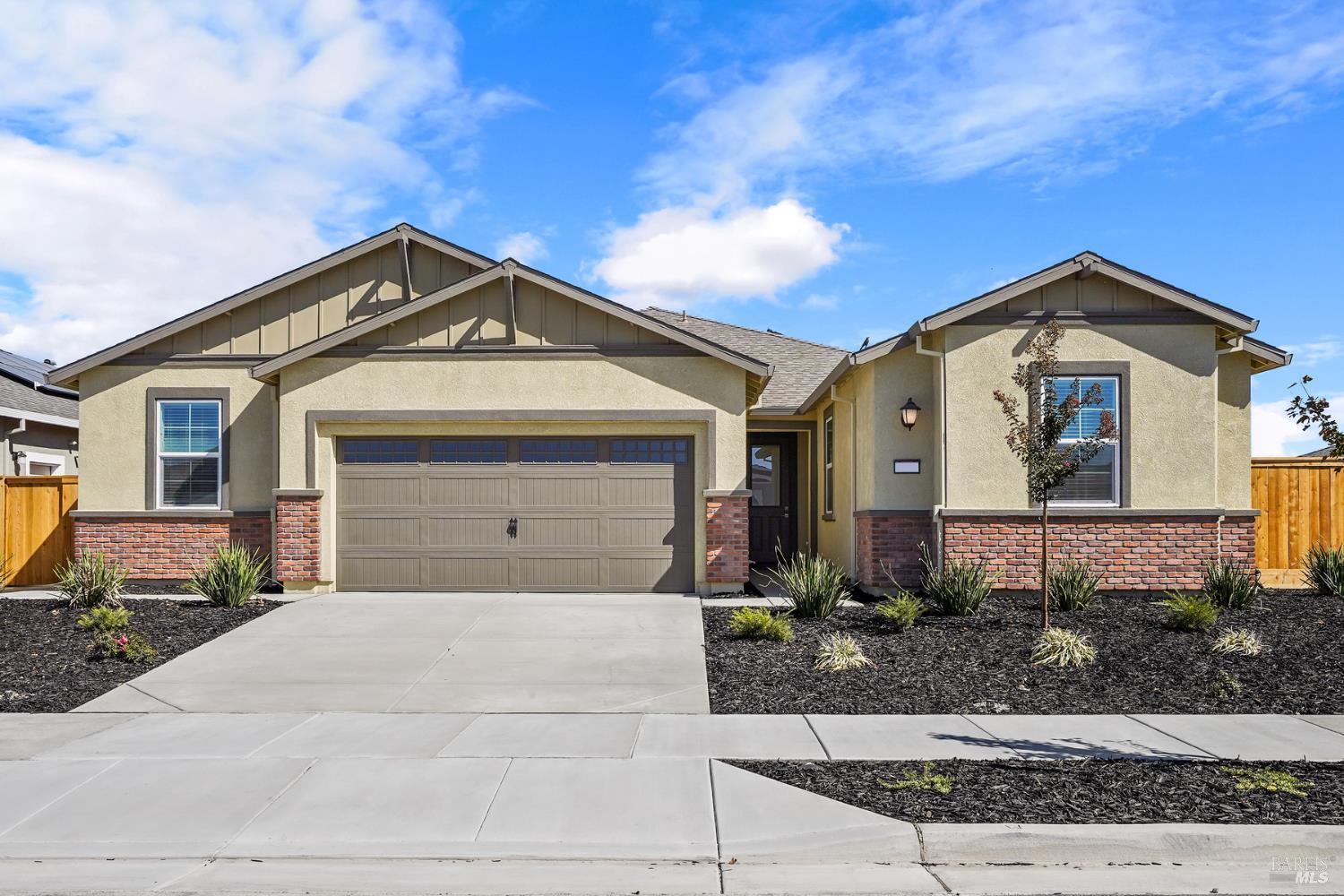 2260 Rustic Oak Lane — photo