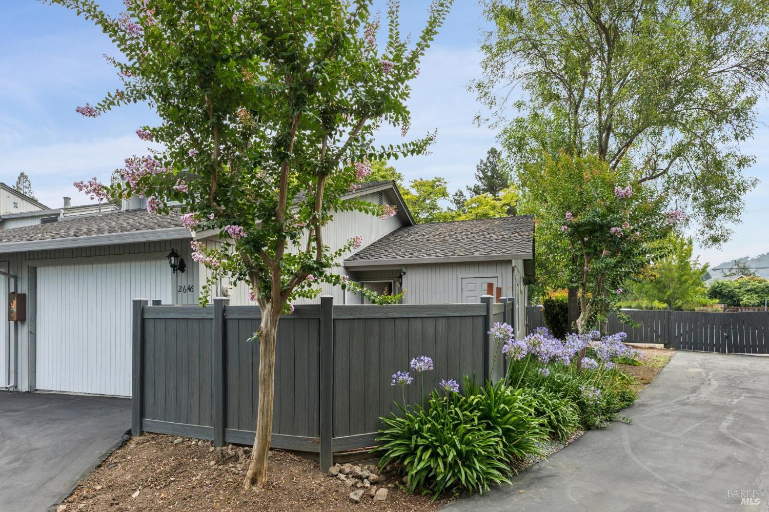 2646 Michelle Court — photo