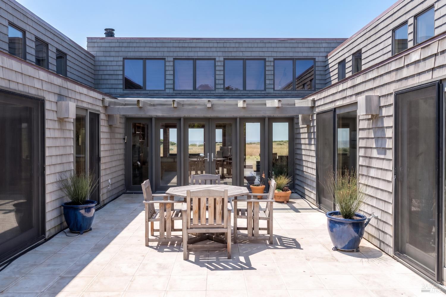 355 Del Mar Point — photo