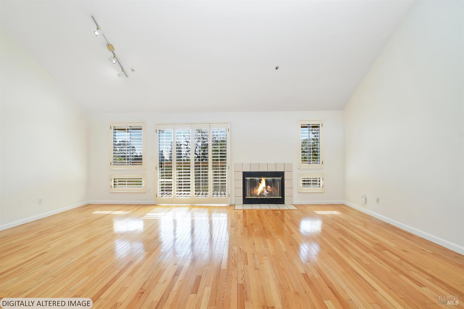 15 Knoll Drive — photo