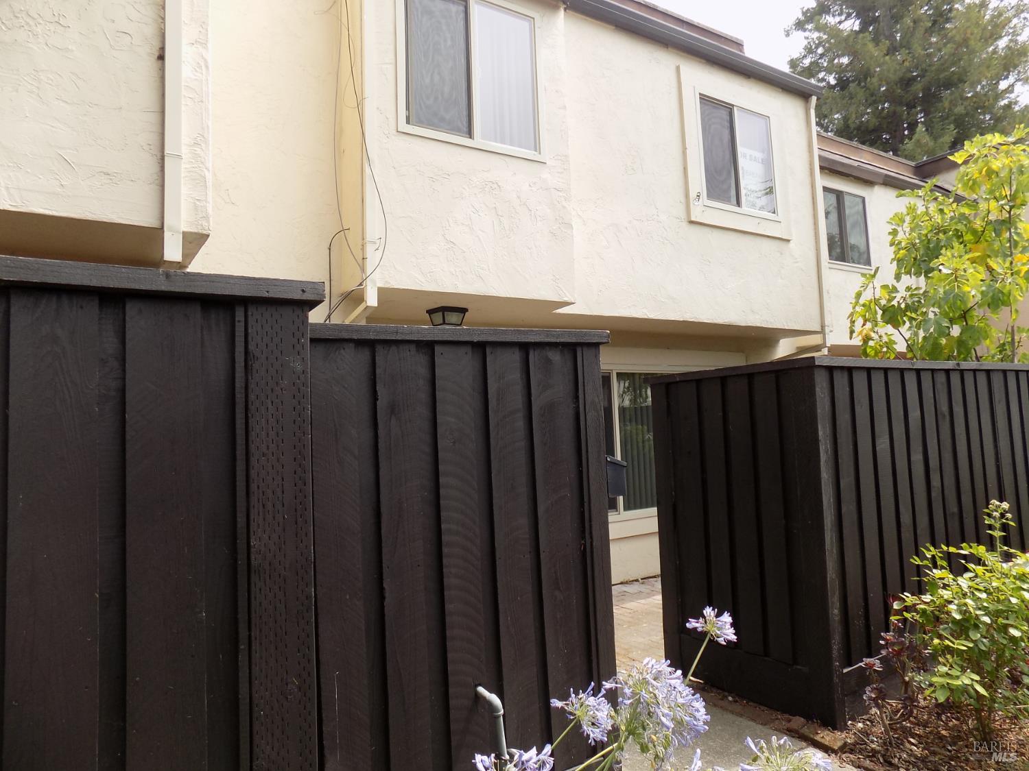1709 Las Pravadas Court — photo