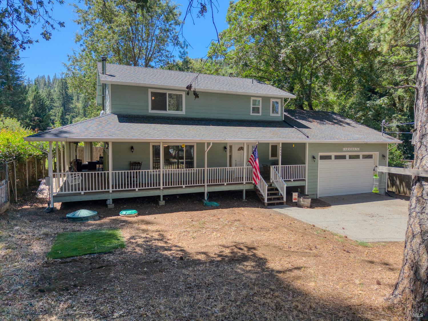 9945 Meadow Drive — photo