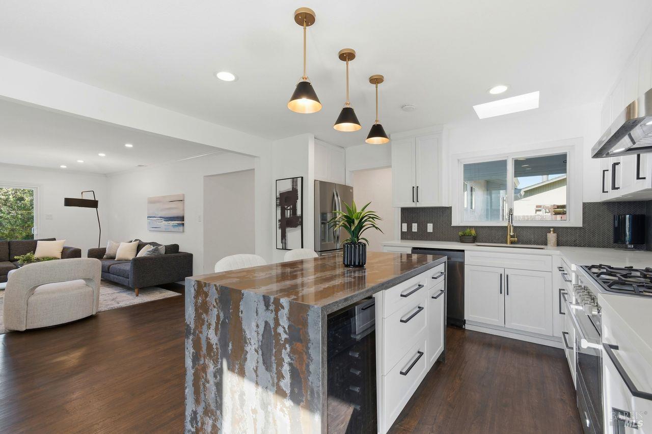 4541 Rinconada Drive — photo