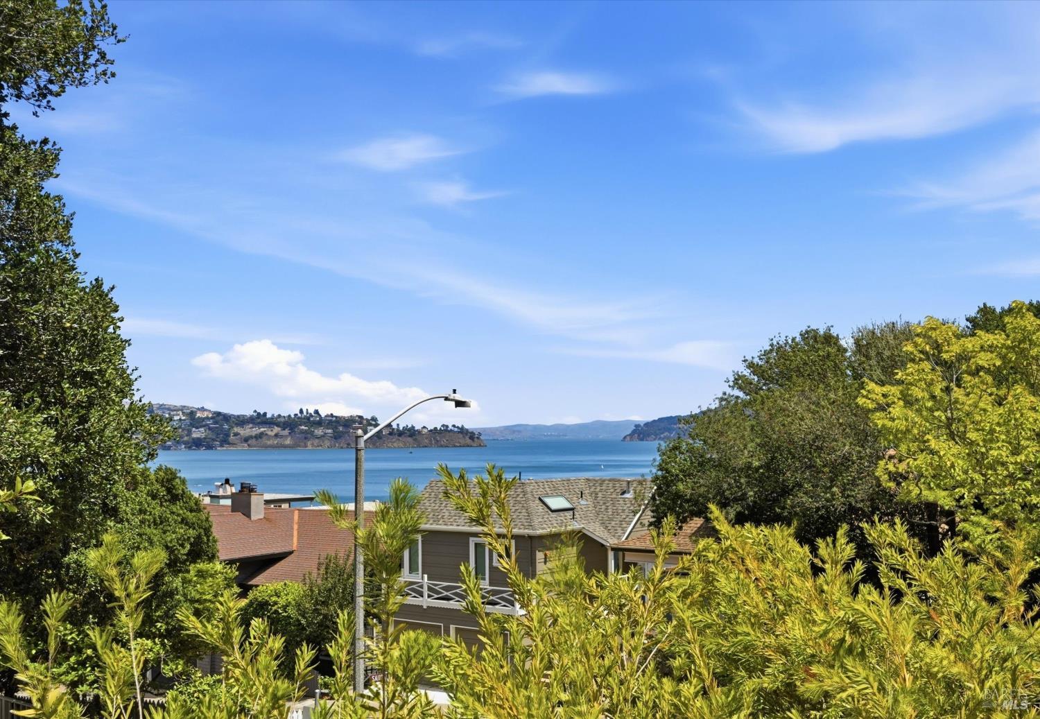 5 Sausalito Boulevard #1 — photo