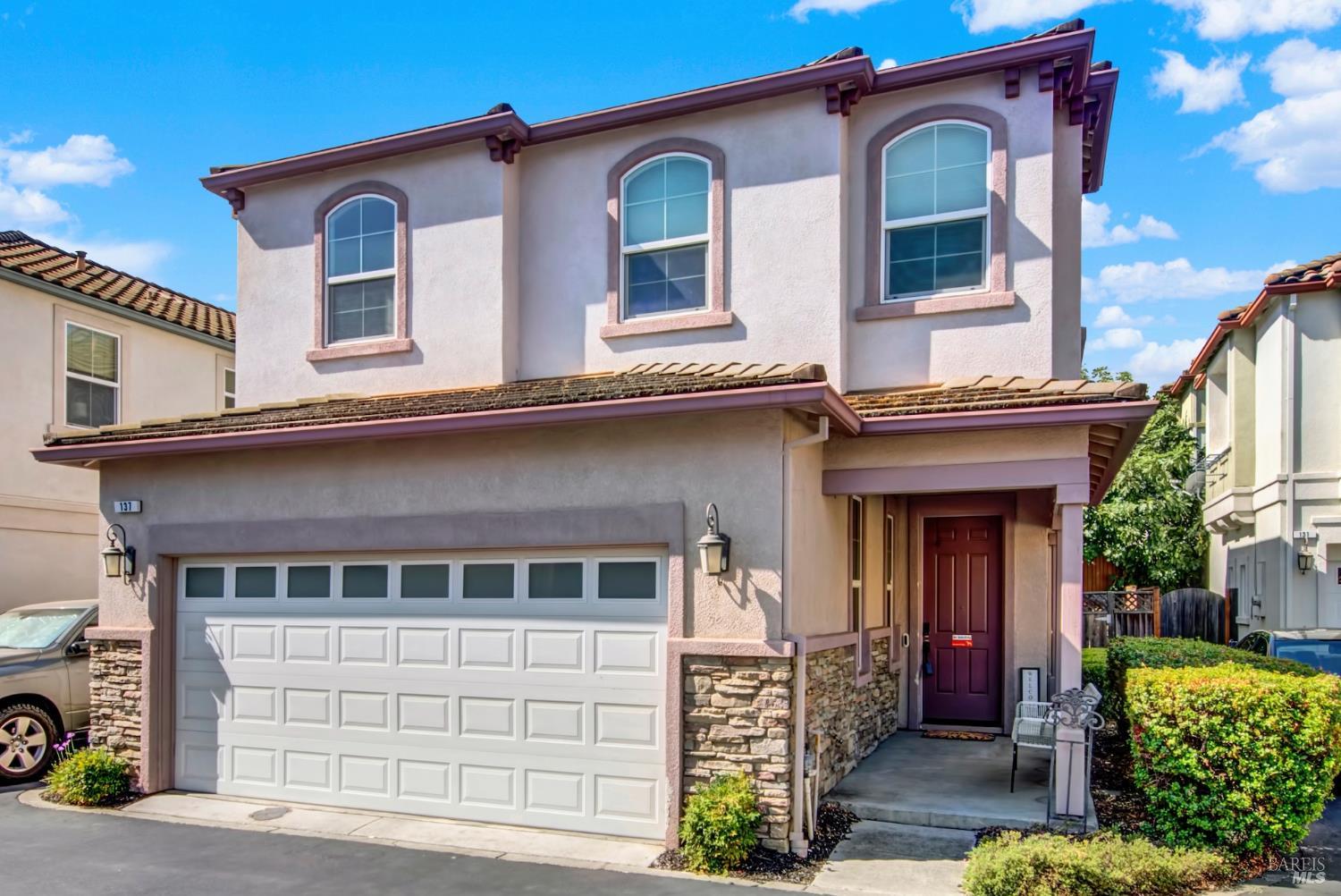 137 Barbera Court — photo