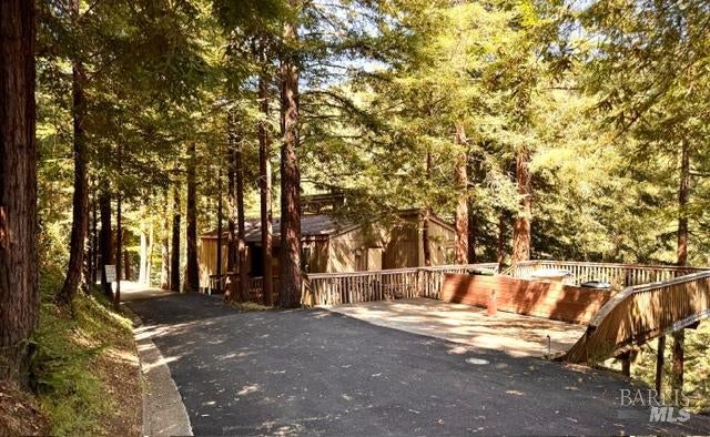 4 Marsh Drive — photo