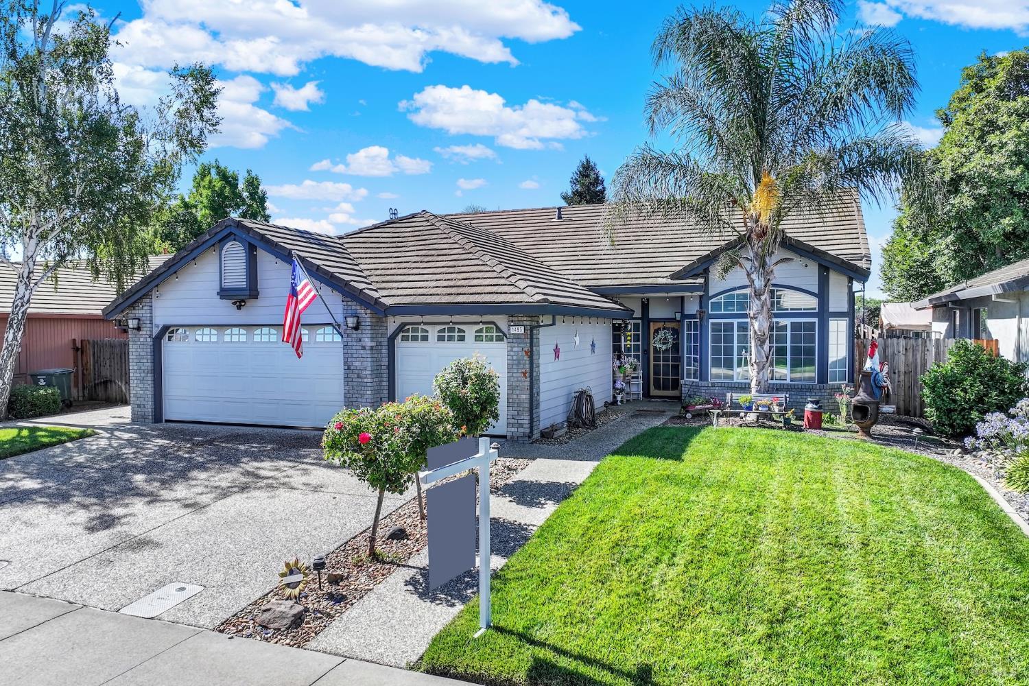 1495 Madera Drive — photo