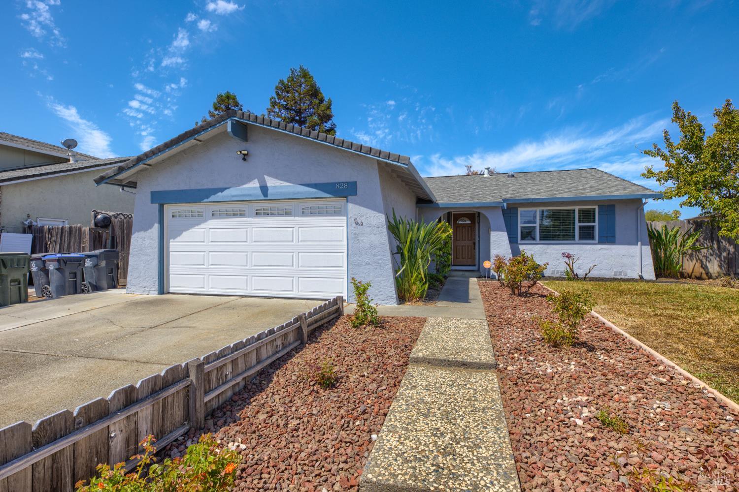 828 Scoter Way — photo