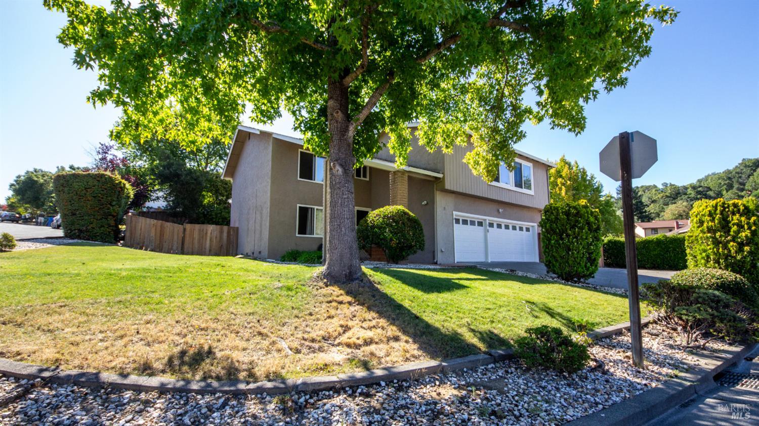 1 Plata Court — photo