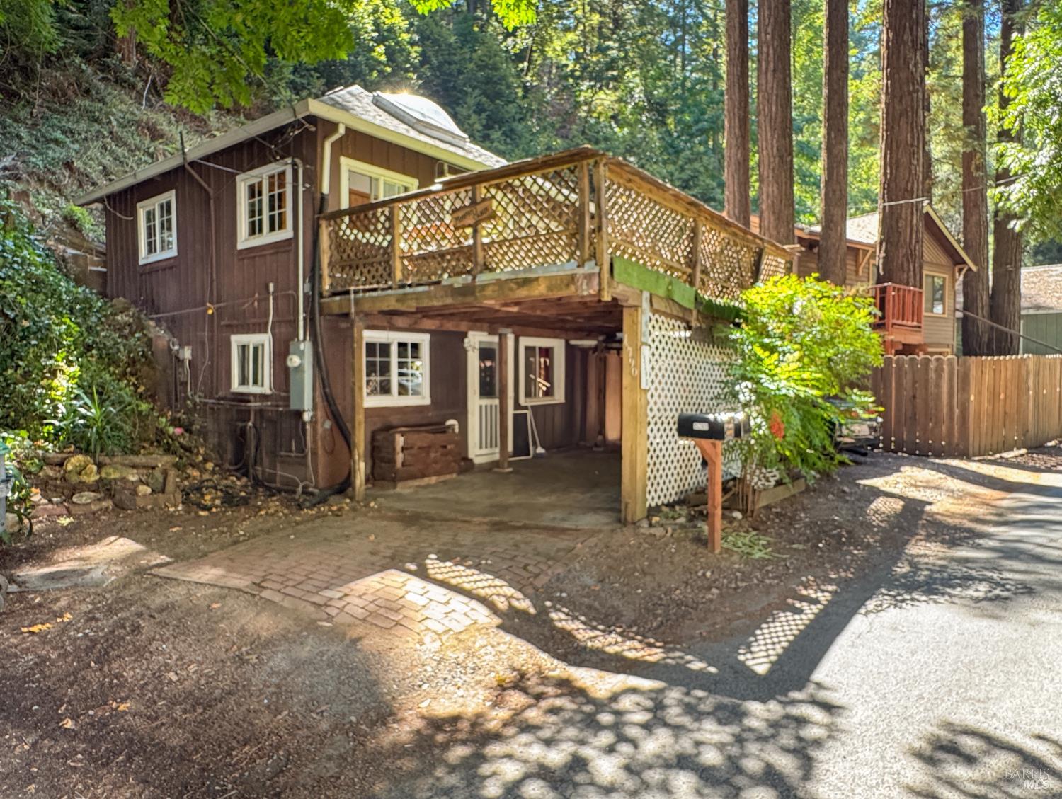 15190 Willow Road — photo