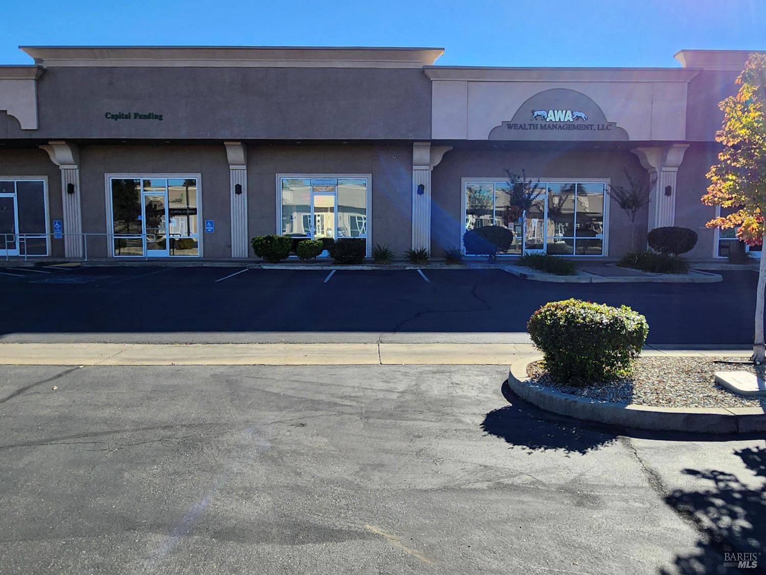 2650 Larkspur Lane Unit E, Redding, CA 96002 — photo 2