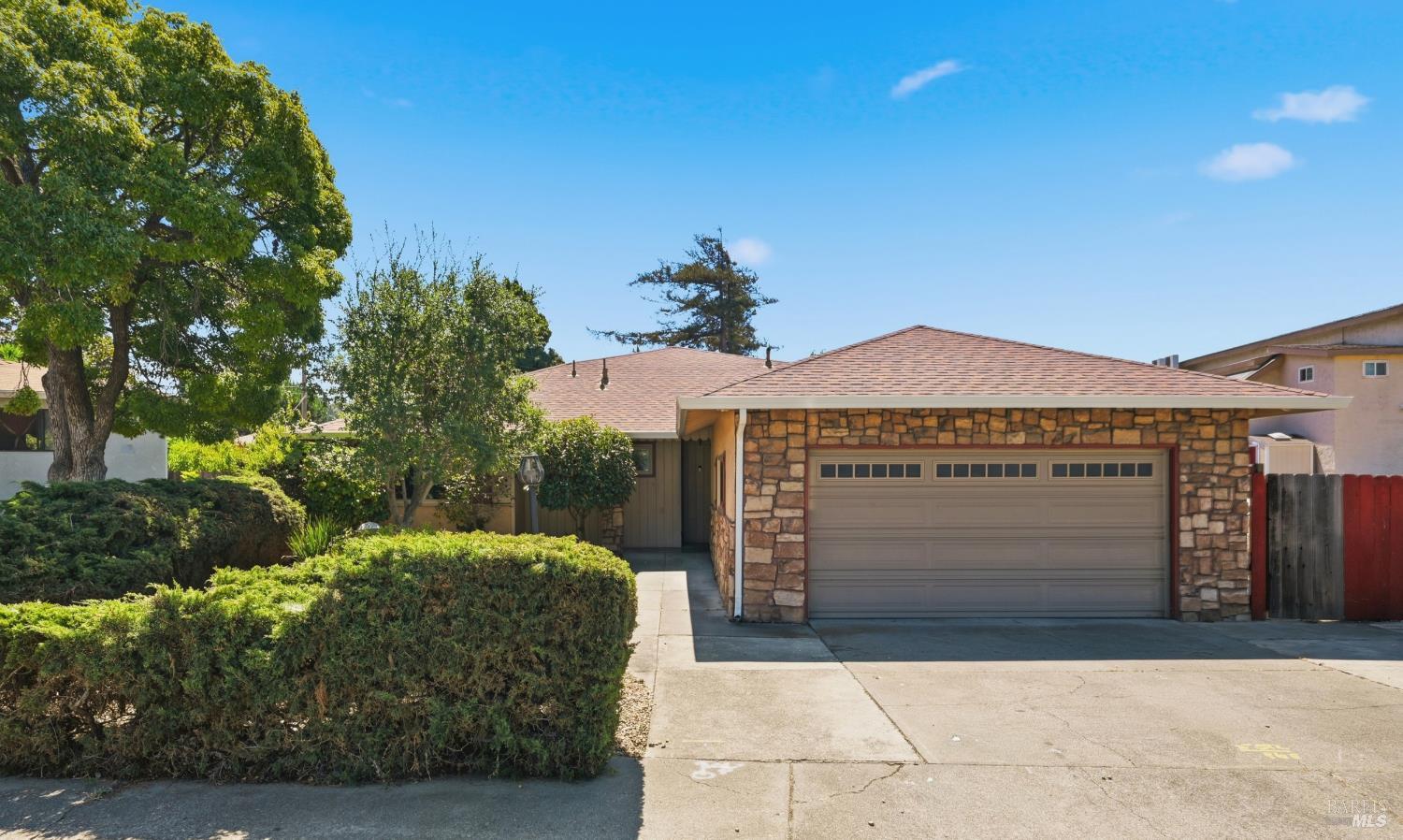 1032 Atherton Street — photo