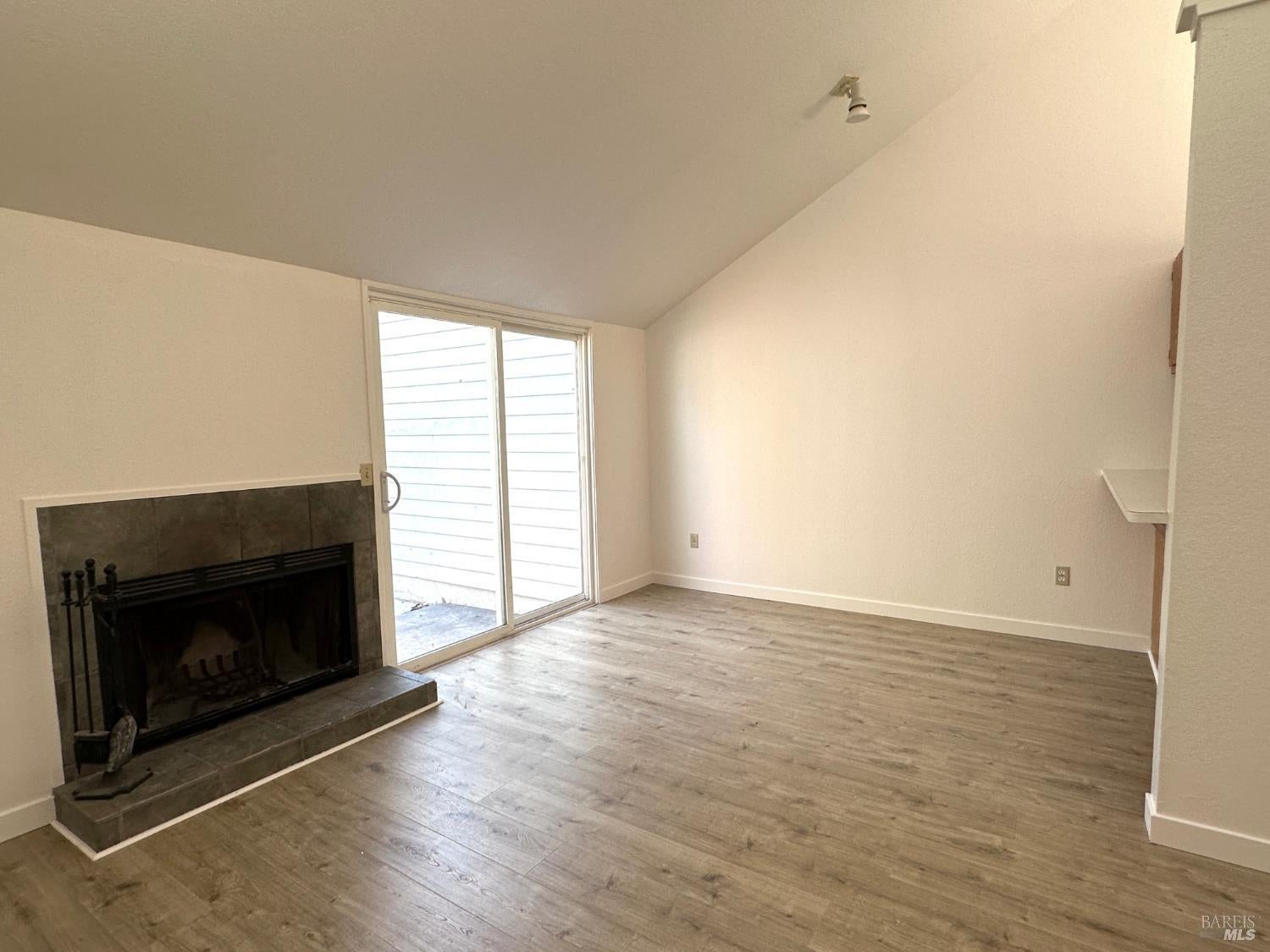 230 Courtyards East, Windsor, CA 95492 — photo 3