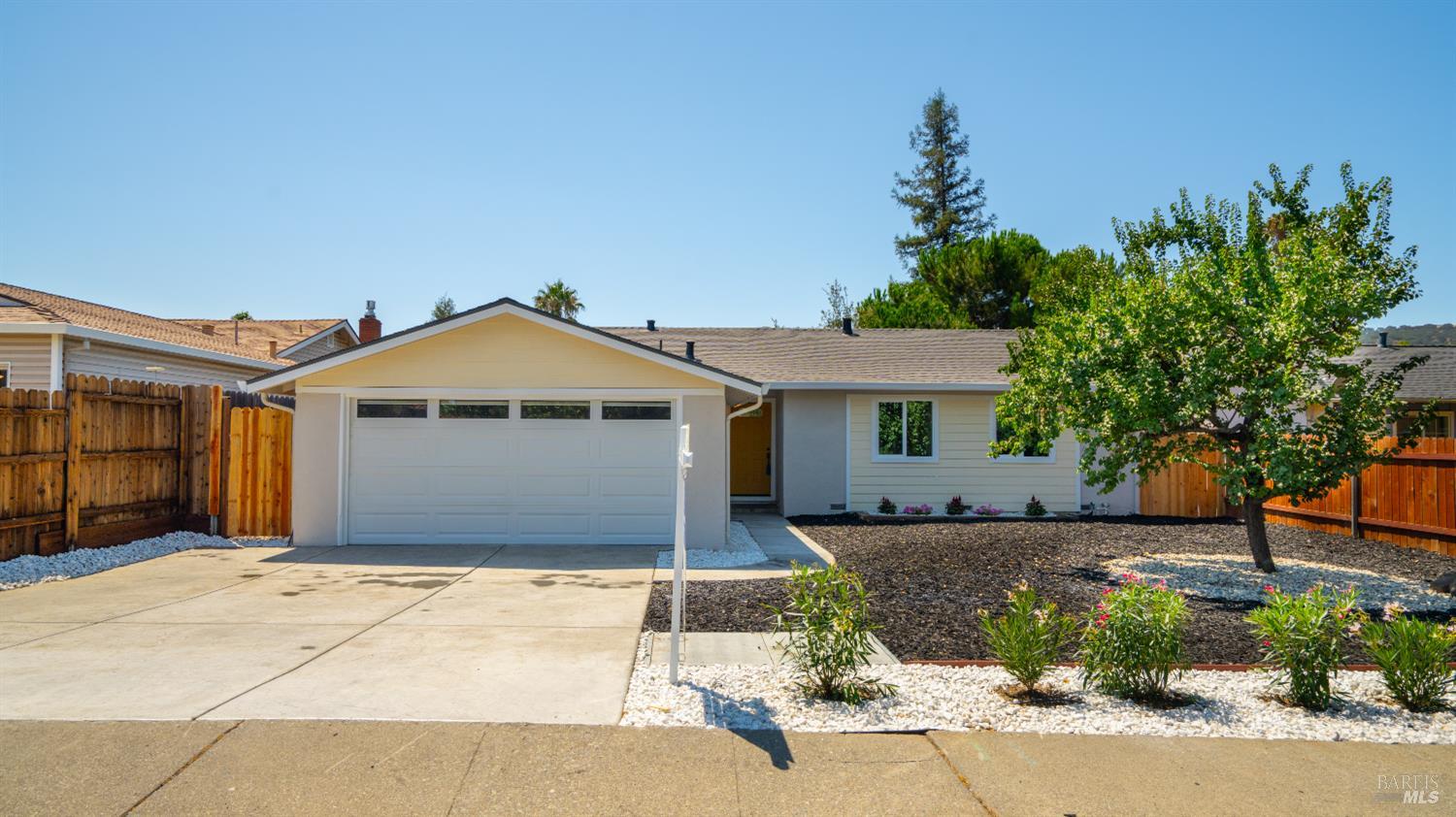 1648 Alamo Drive — photo