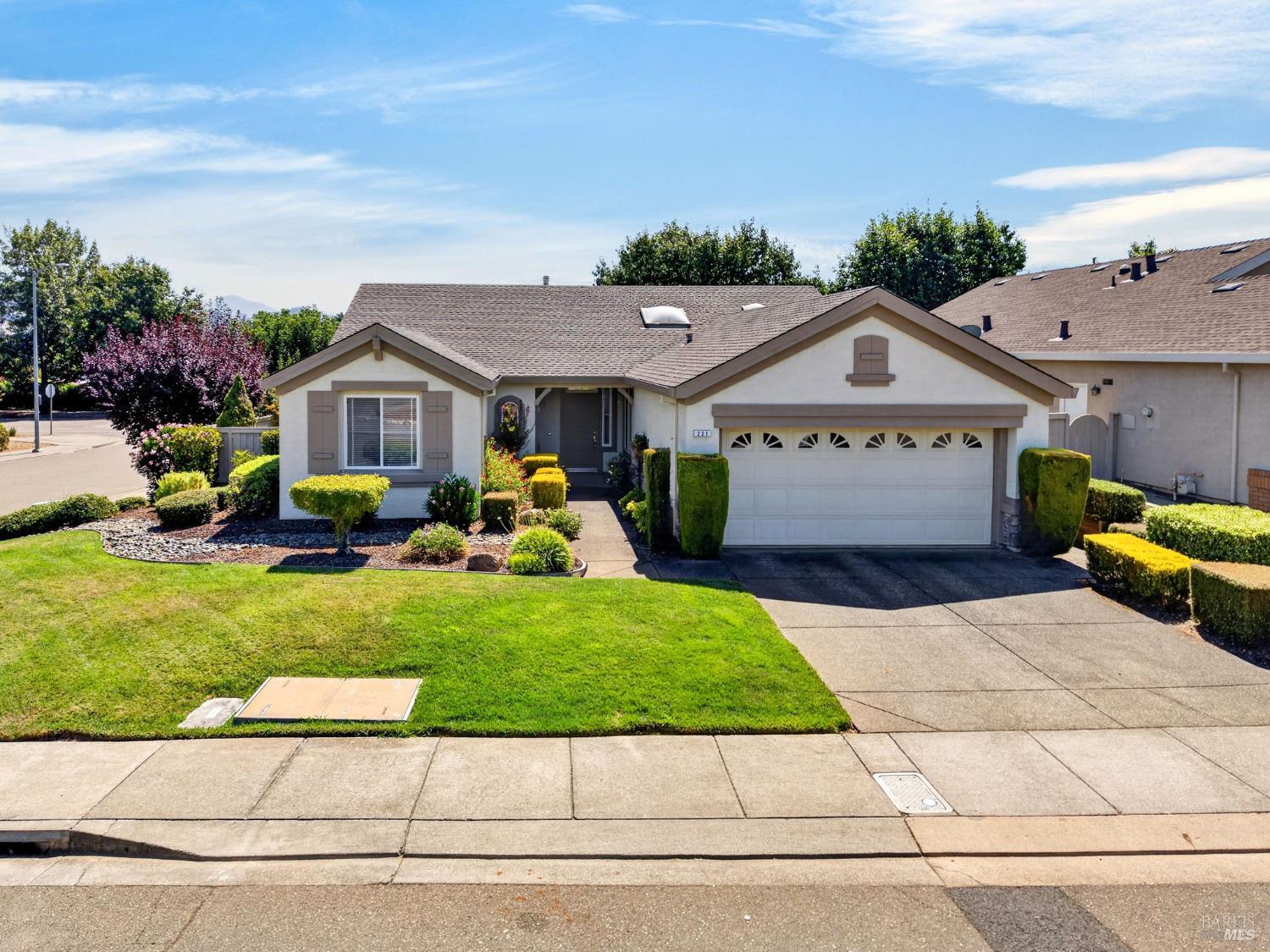 221 Red Mountain Drive — photo