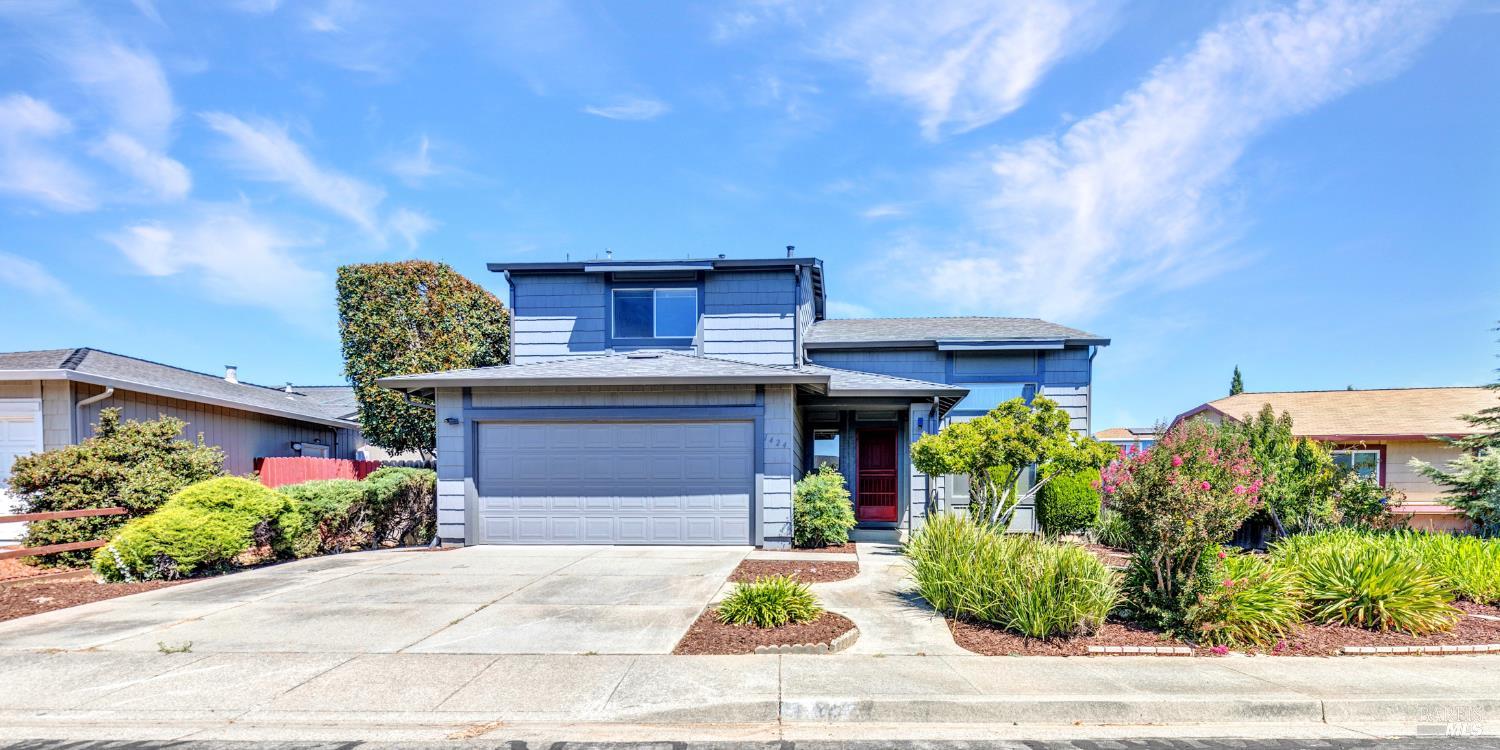 1424 Prospect Way — photo