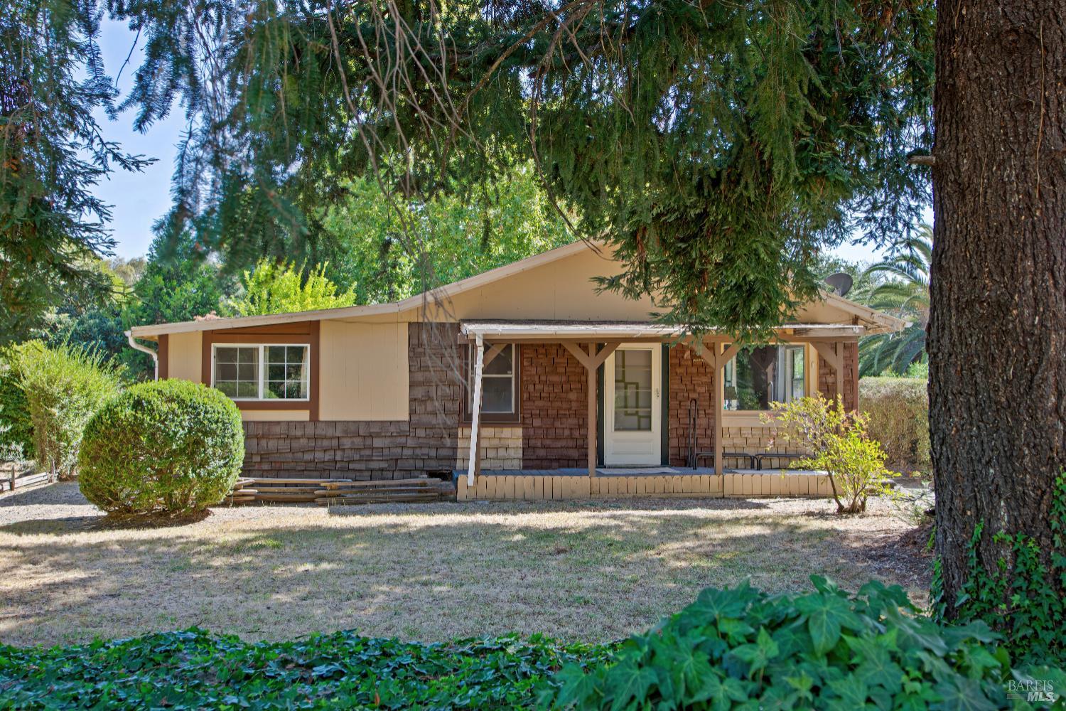 245 Napa Road — photo