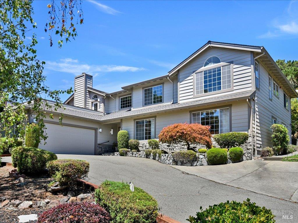 125 Tiburon Boulevard — photo