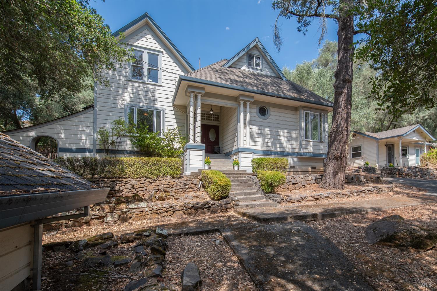 1111 Brush Creek Road — photo