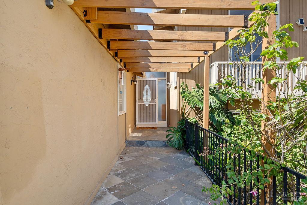 335 Skyline Drive, Vallejo, CA 94591 — photo 3