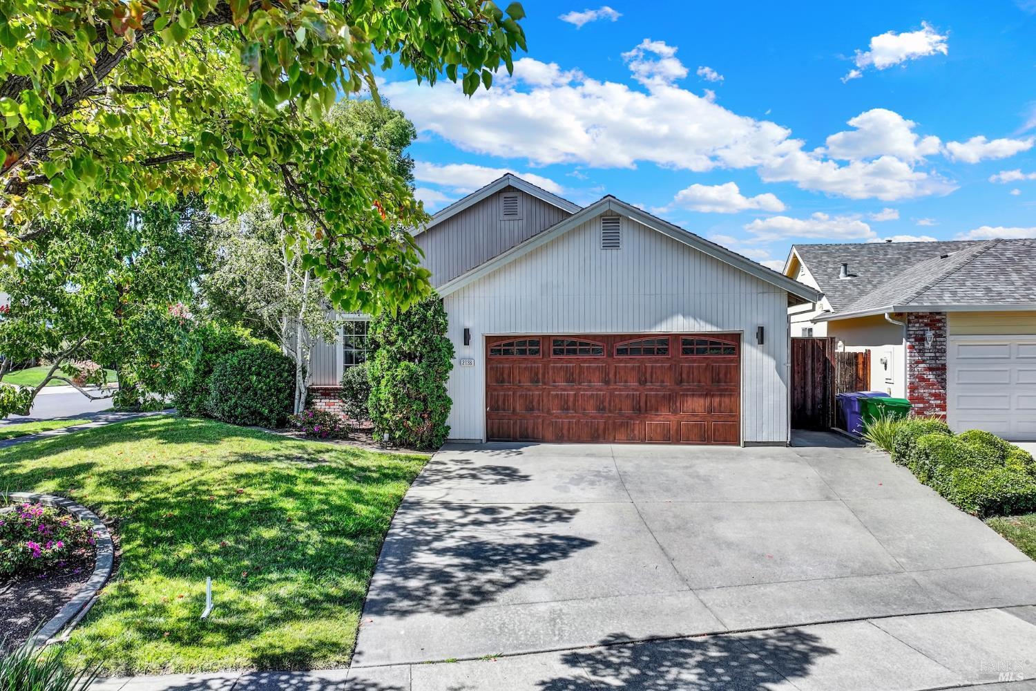 2138 Devonshire Drive, Napa, CA 94559 — photo 2