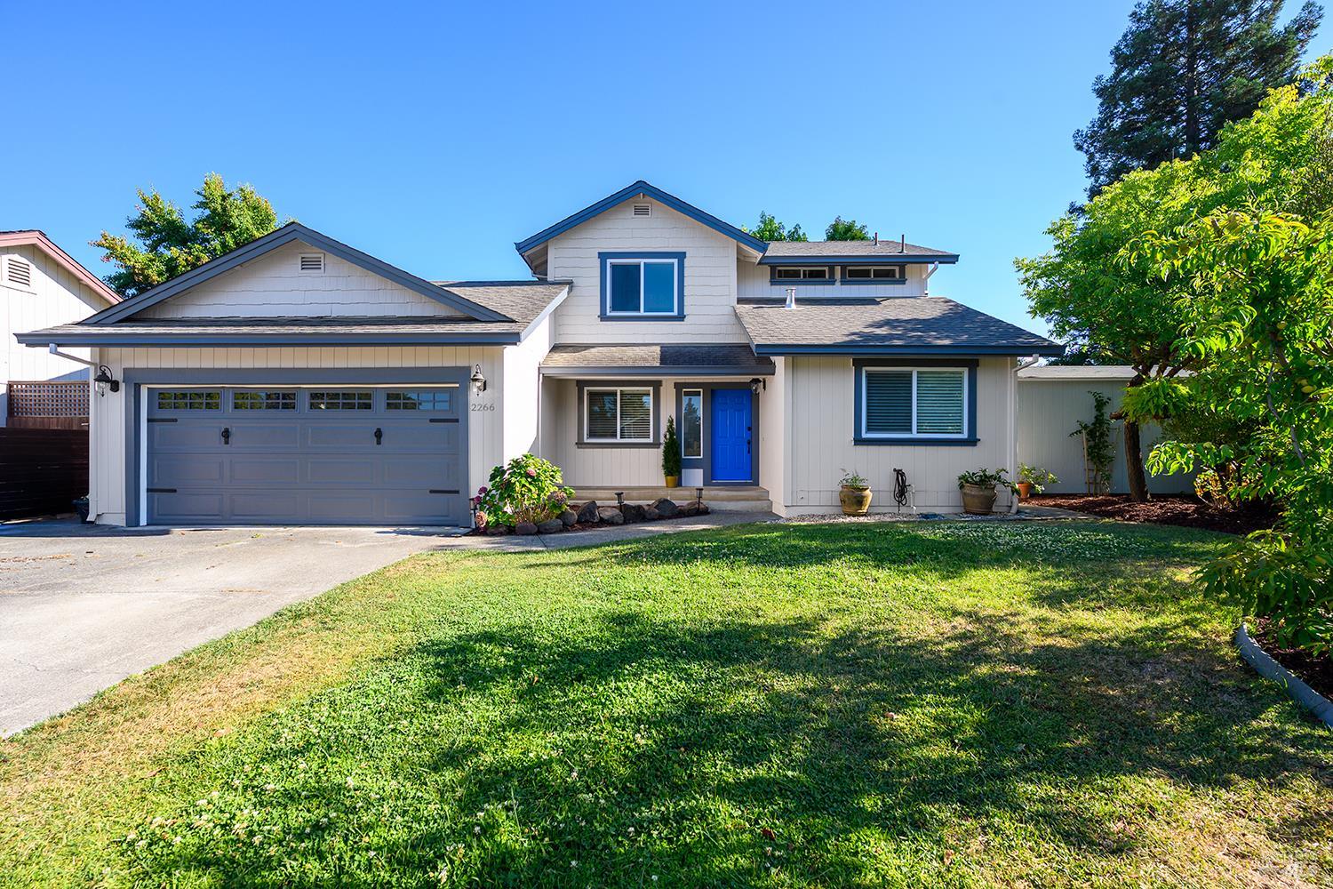 2266 Coventry Court — photo