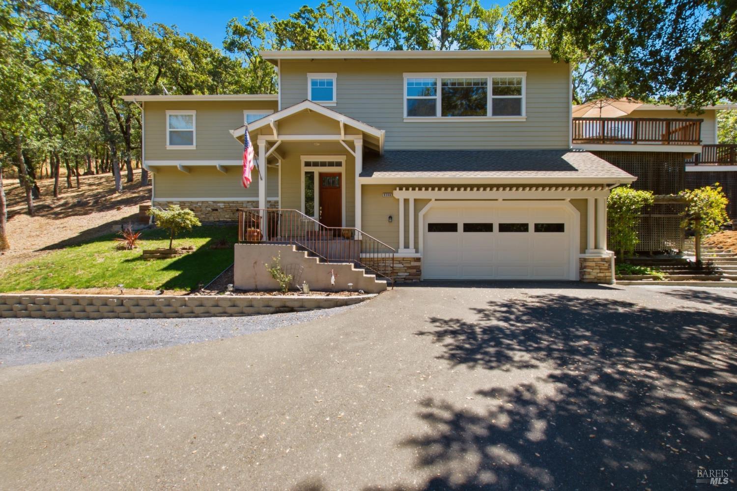 9206 Chalk Hill Road — photo
