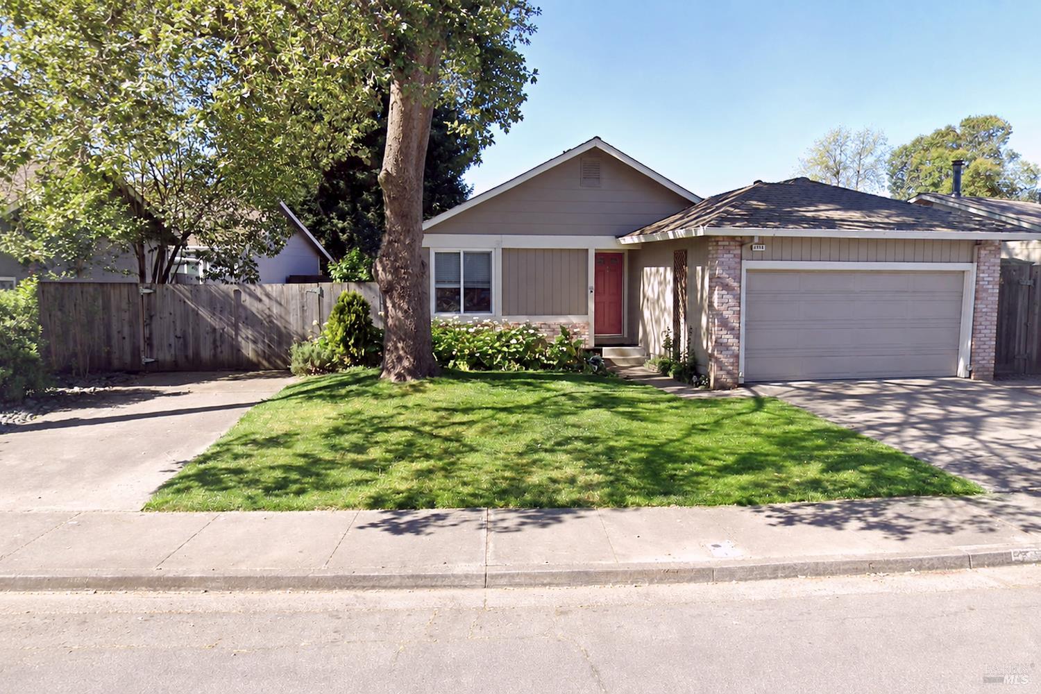 2486 Copperfield Drive — photo