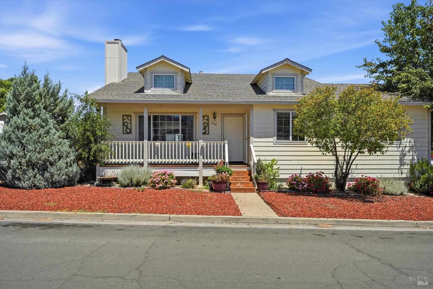200 Island View Drive — photo